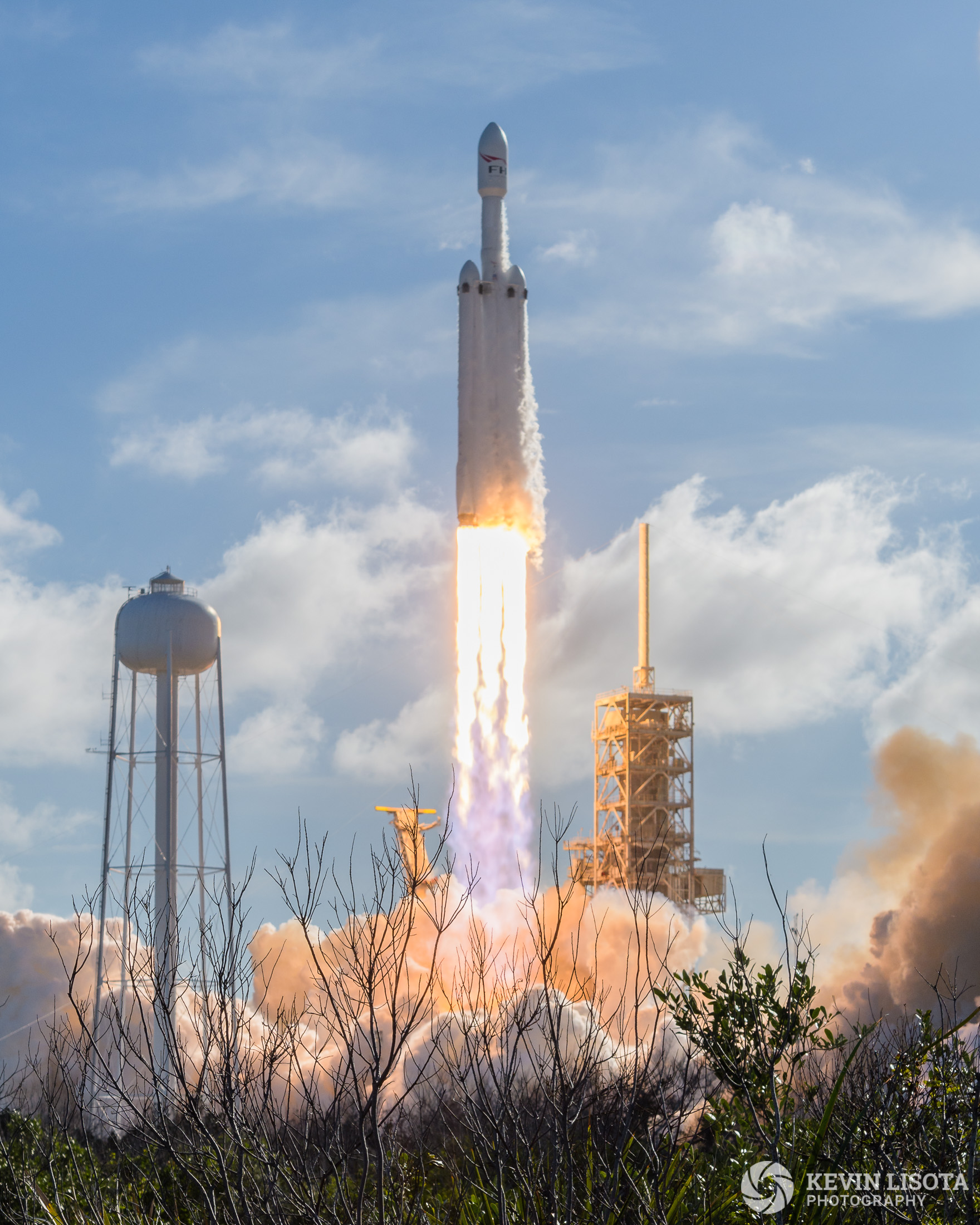 SpaceX Falcon Heavy launch from ~2200 ft away