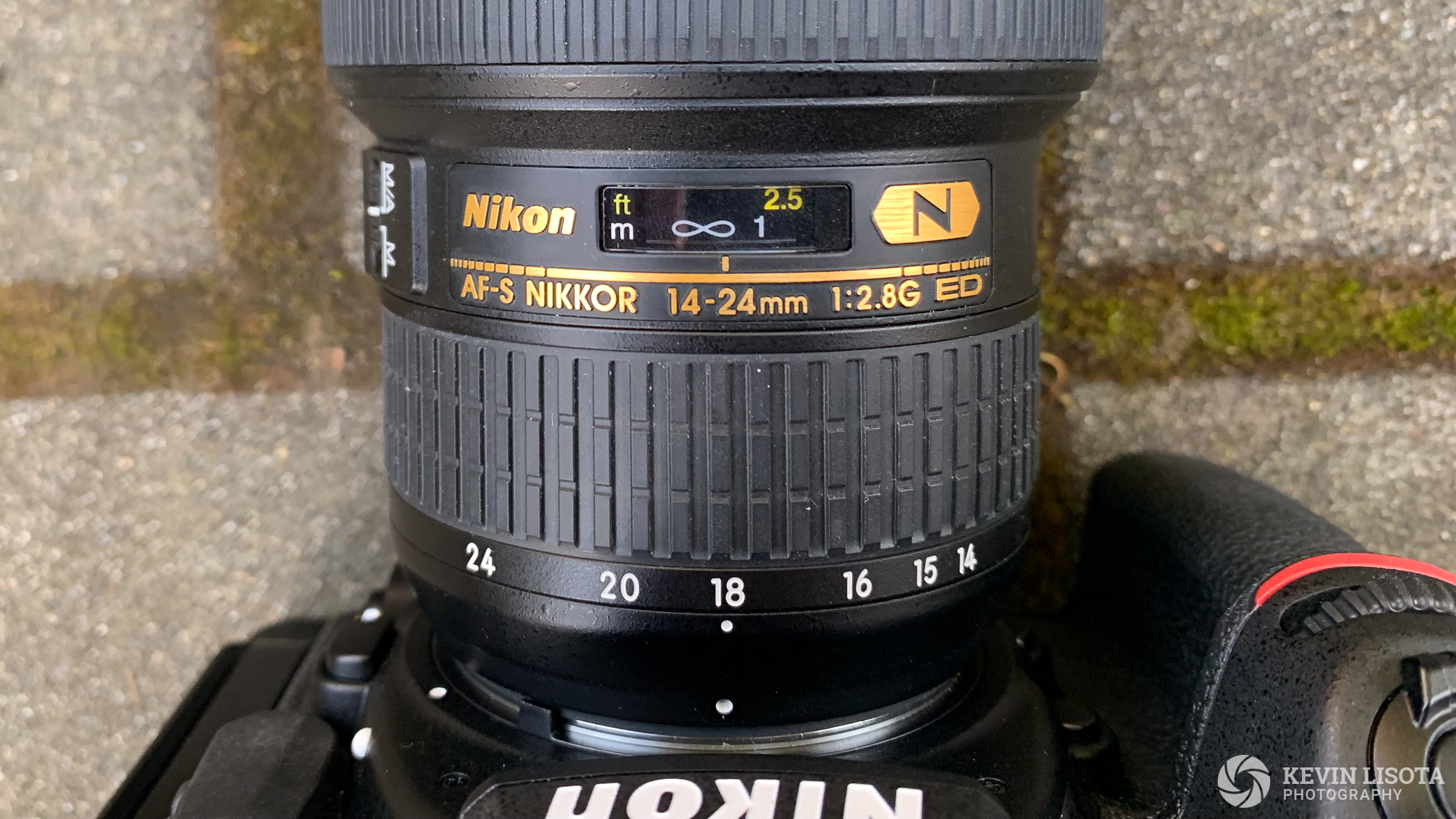 Nikon 14-24mm focused to infinity