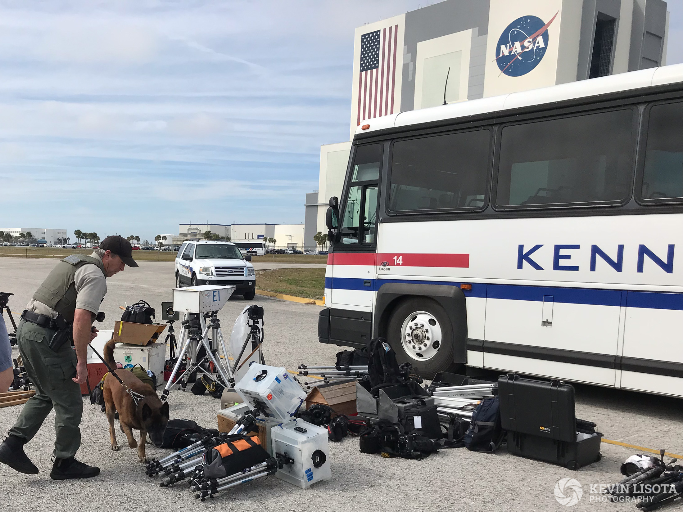 Photographers prepare for Falcon Heavy maiden launch