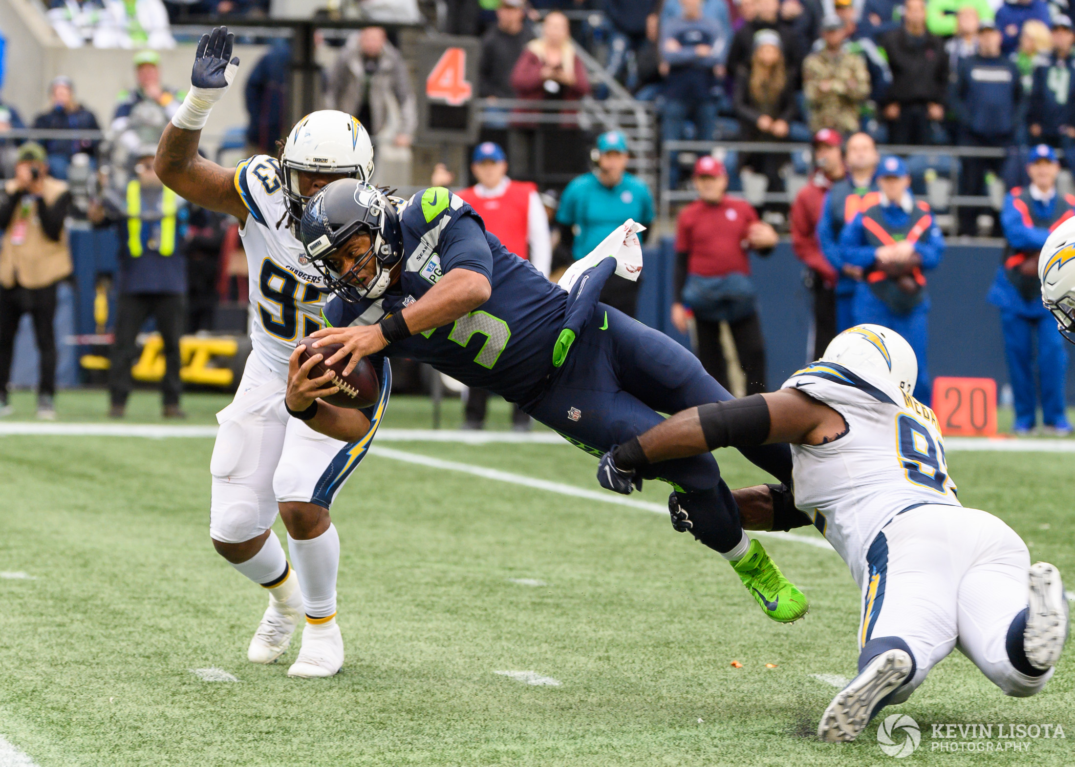 Russell Wilson - Seattle Sehawks vs. Los Angeles Chargers - November 4, 2018