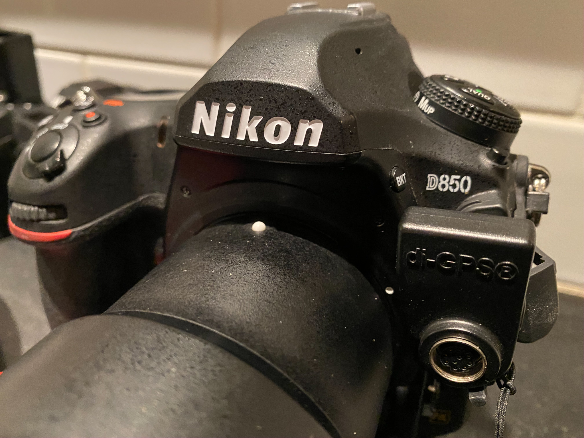 GPS receiver on a Nikon D850 camera